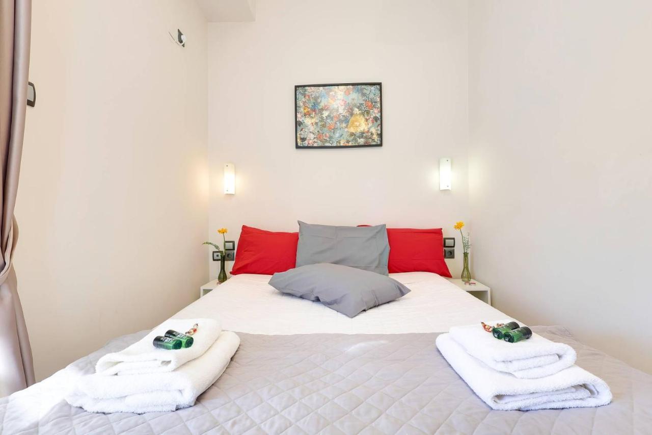 Silver Athens Double Room With Balcony Exterior photo
