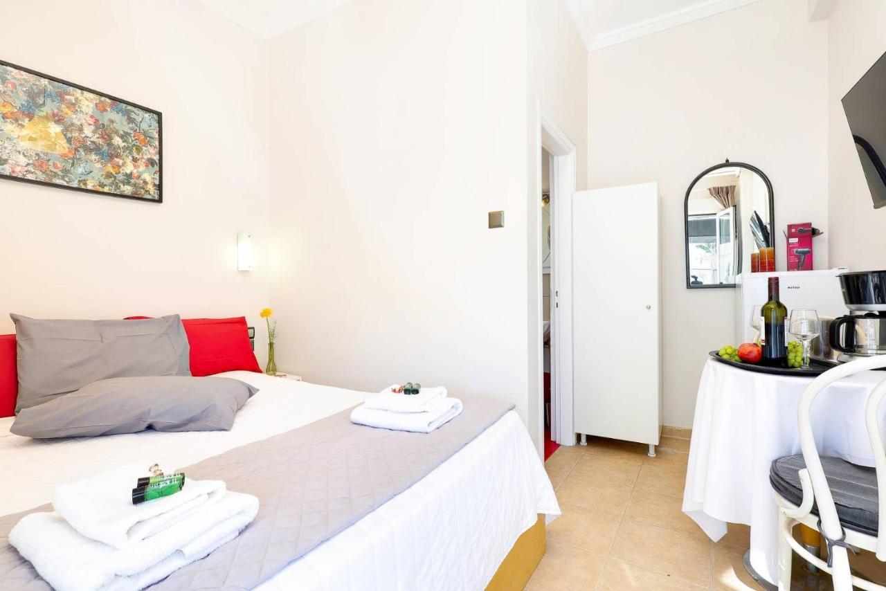 Silver Athens Double Room With Balcony Exterior photo